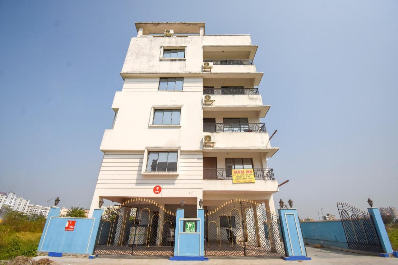 Отель Oyo Flagship 72260 Seema International Gauripur Экстерьер фото